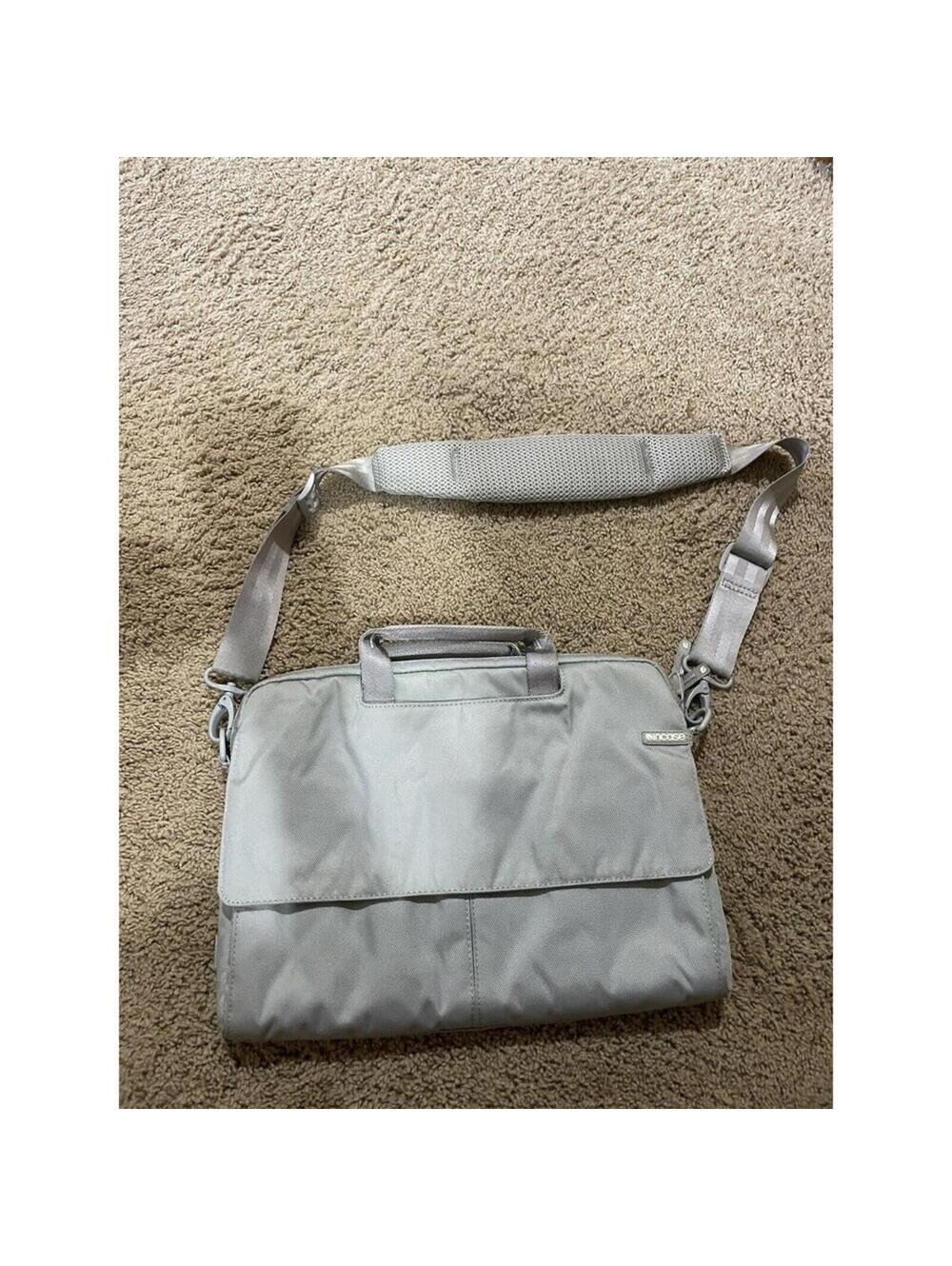 Laptop / Computer/ tablet bag /  holder / brief INCASE light grey 13.5in x 10in